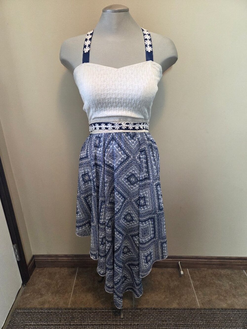 Ardene Dress - Size Medium